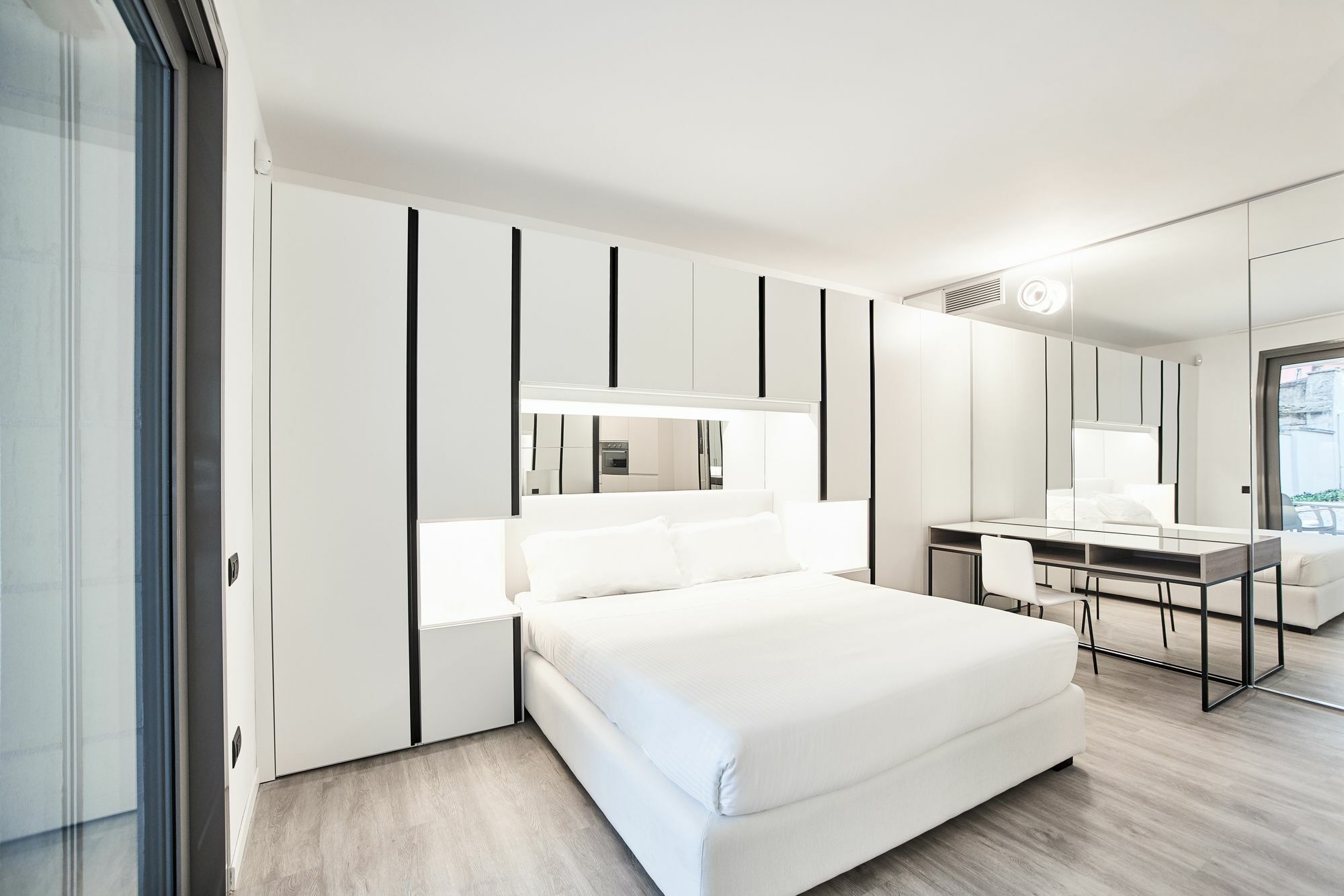 Aparthotel La Perla By Sedar Côme Esterno foto